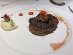 菲力牛排配香煎鹅肝-王品牛排(杭州大厦店)