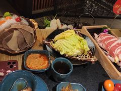 -湊湊火锅·茶憩(上海合生汇店)