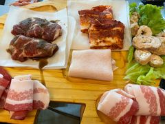 猪肉拼盘-杀猪天·韩国烤肉(总店)