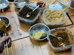 -梁阿婆廿年老牌扣肉糯米饭