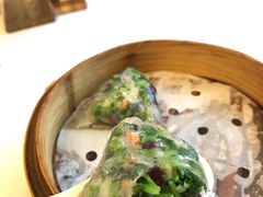 益母草鲜虾饺-名苑皇宫酒家(来魅力壁画村店)