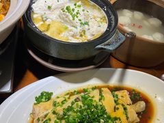 黄山老豆腐炖土咸肉-魏铭鱼头捞饭(嘉善店)