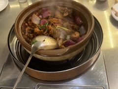 -胡须佬鸡煲四季火锅店(石厦西村直营店)