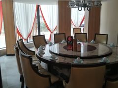 包厢-有红鸡毛店·川菜(建设路店)