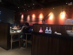 大堂-里岛烤鱼(东港凯虹广场店)