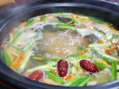 -陆记牛庄·碳锅龙虾烧烤(爱上花园店)