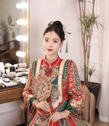 -莫小姐婚纱