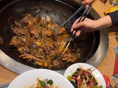 -咱屯子铁锅炖直营店(保利店)