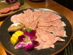 猪颈肉-不倒翁炭火烧肉(永安里店)