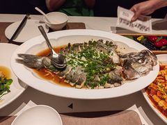 -皇城根·鲁菜济南菜·吊炉烤鸭·炒鸡鱼头(济南旗舰店)
