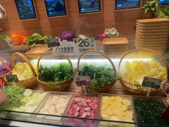 -左庭右院鲜牛肉火锅(七宝领展广场店)