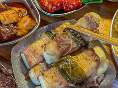 -叽叽扎扎烤肉场(生态城万达店)