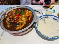 鱼头红焖+鱼丸清炖-解家河南菜(商鼎路店)