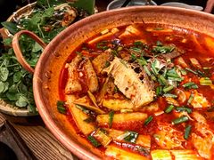 -云海肴·汽锅鸡·云南菜(天山百盛优客店)