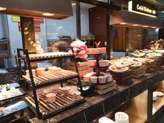 面包甜点陈列柜-苏格里岛自助海鲜烤肉火锅(集美万达店)