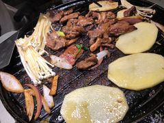 -燚店·铁板鱼蛙·烤肉·烤串(北新桥店)