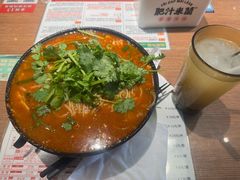 -肥汁米蘭香港米线(定西路店)
