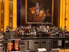 -龙虾酒吧扒房(宁波香格里拉店)