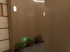 -耳湾躺式采耳SPA馆(保利五月花店)