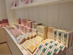 -好利来(荣民时代店)