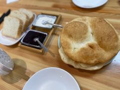 -敖特尔布里亚特美食坊(世纪花苑店)