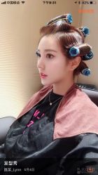 -天下皇剪新潇洒美容美发