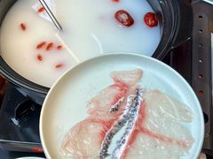 -牛牛和牛海鲜粥底火锅(长虹国际城店)