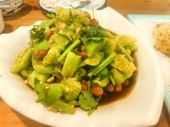 -亿牌牌东北烧烤(怀特店)