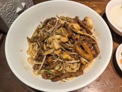 生爆牛肉面-寻裕记·现炒浇头面(人民广场店)