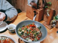 -老滇山寨•云南特色菜•地方菜•民族风情歌舞表演(金碧店)