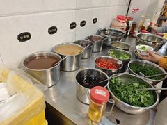 -牛一煲美食(江高店)