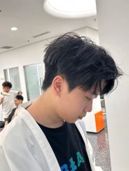 -AYO SALON
