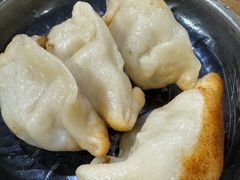 -黄阿姨锅贴大王(万航渡路店)