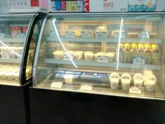 面包甜点陈列柜-三元梅园(团结湖店)