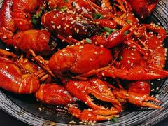 -肥肥虾庄·金牌油焖大虾(首义路店)