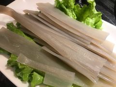 手工宽苕粉-热火朝天鲜切牛肉火锅(南强街巷店)