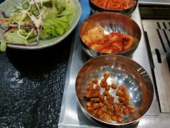 -臻牛烤肉