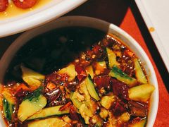 -龙巢盱眙龙虾·牛蛙·烧烤宵夜(八卦岭店)