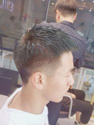 -EMILY 艾米莉 烫染沙龙