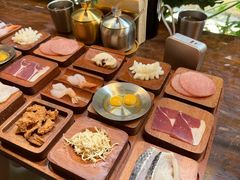-银米·云南传统过桥米线(双廊黑金冠店)