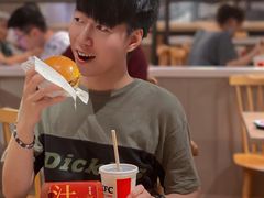 经典肉酱汁汁厚作和牛堡-肯德基(天河城店)