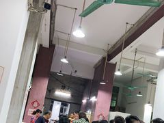 大堂-标记美食新鲜猪杂(兴南大道店)