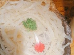 -老牌坊云南鱼豆花火锅(哈西万达店)