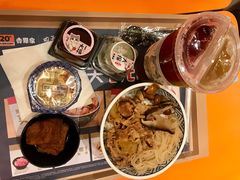 菌菇牛肉饭土豆泥套-吉野家(华联商厦店)