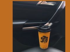 月芒乐-霸王茶姬(南亚风情第壹城店)