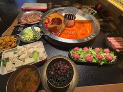 -晓宇重庆火锅(西安荟聚店)