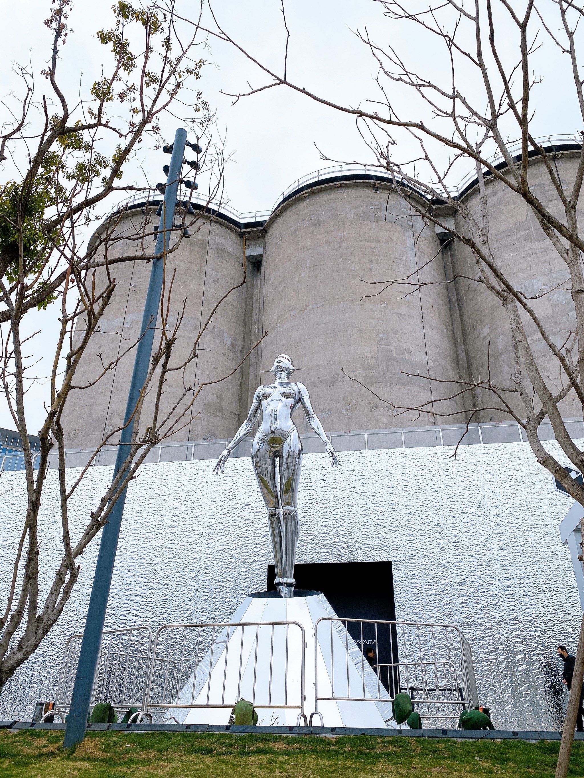 空山基的科技姬