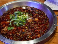 -红牌美蛙鱼头火锅(万辉国际广场店)