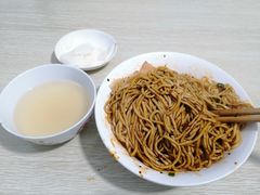 -岳四孃老面馆(四川师范大学狮子山校区桂苑店)