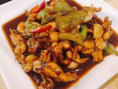酱爆田鸡-何记面馆(龙泉山店)